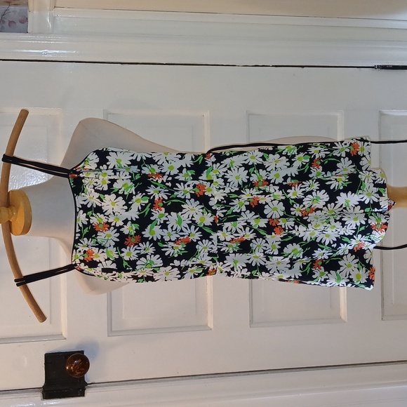 Vintage Black Daisy Print Women Swim One Piece - Picture 1 of 4